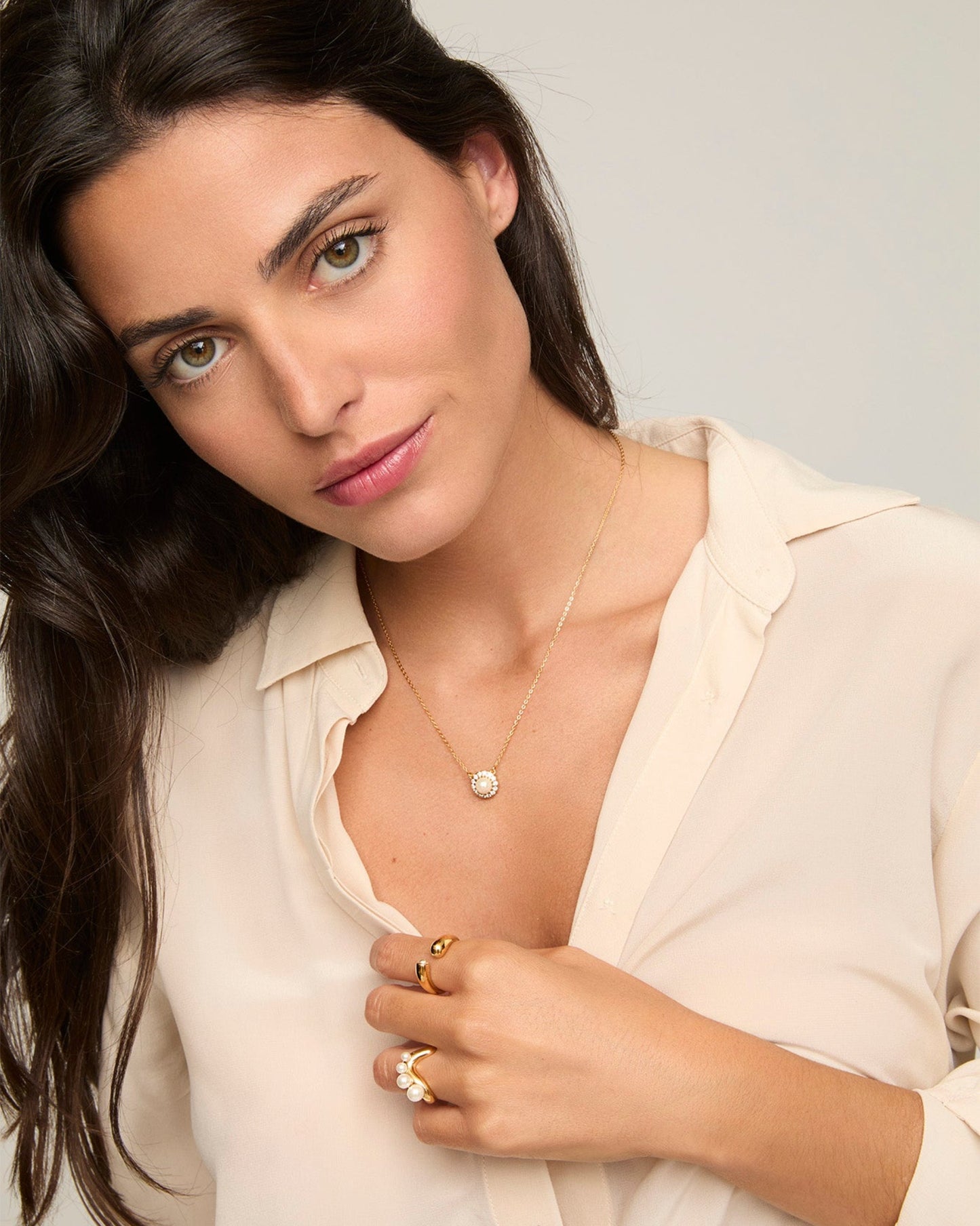 Pearl and Zirconia Pendant Necklace Cometa