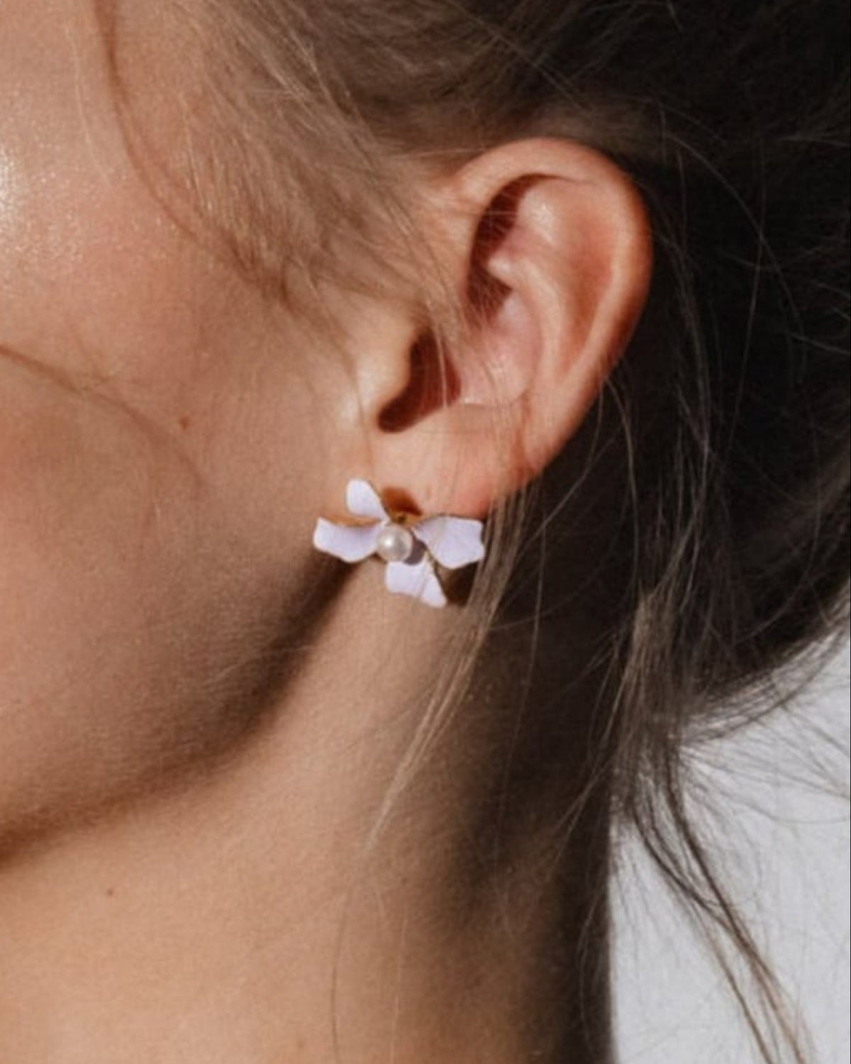 Pendientes Perla 5mm Blanco Flowers MAJORICA