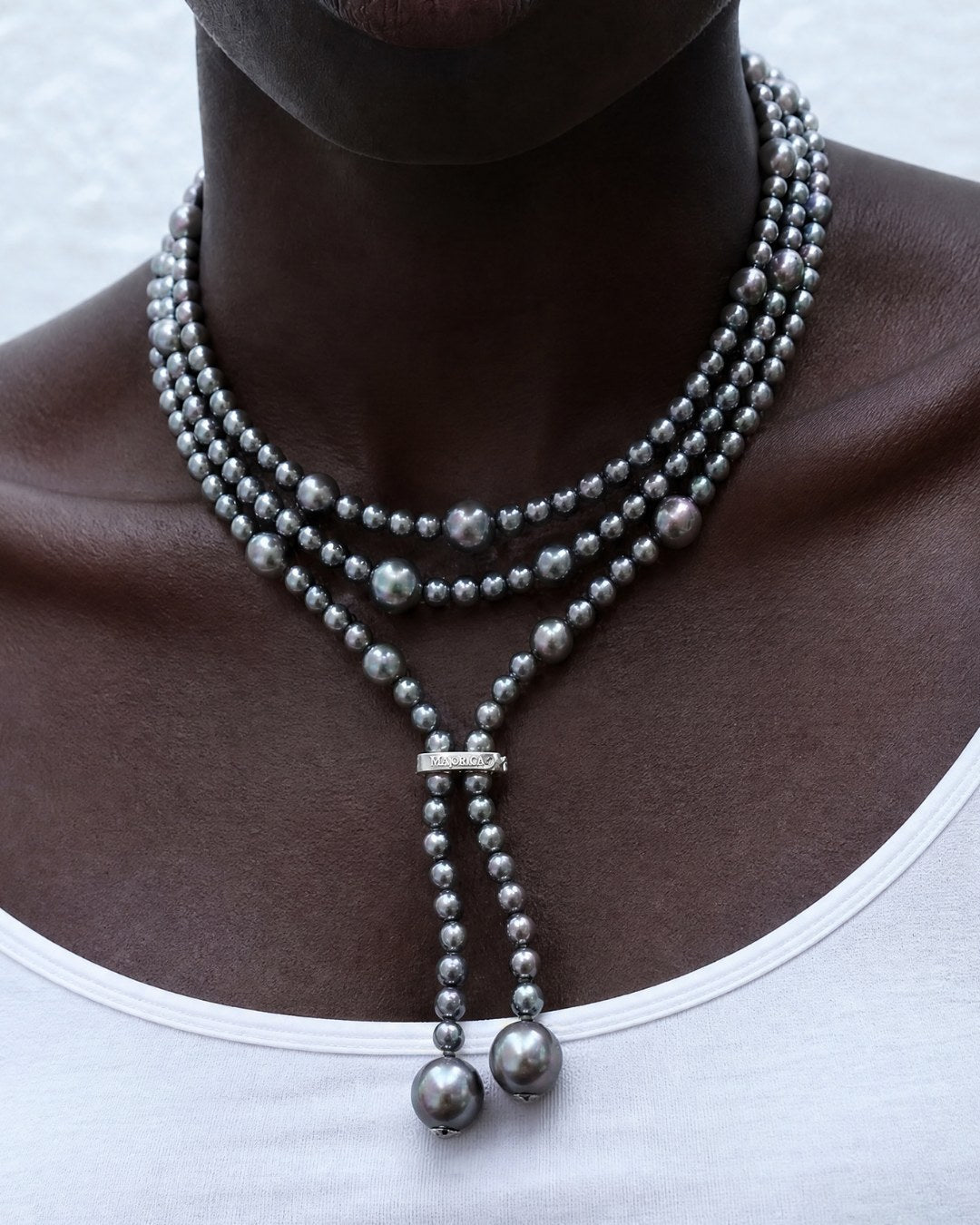 Long necklace Grey Pearl Essence