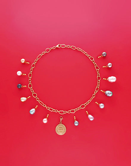 Bicolor Pearl Charm Ruby Charm&Glow