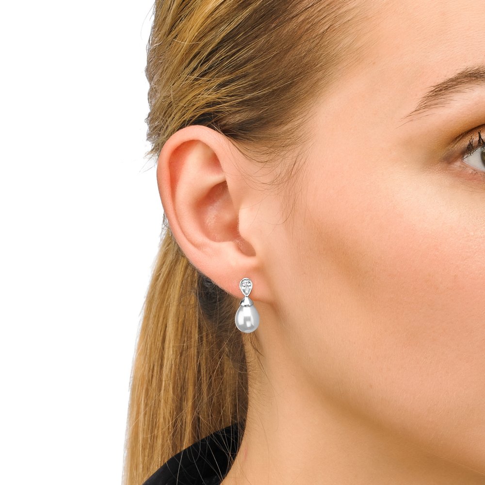 Pearl and Zirconia Earrings 8x10mm Selene