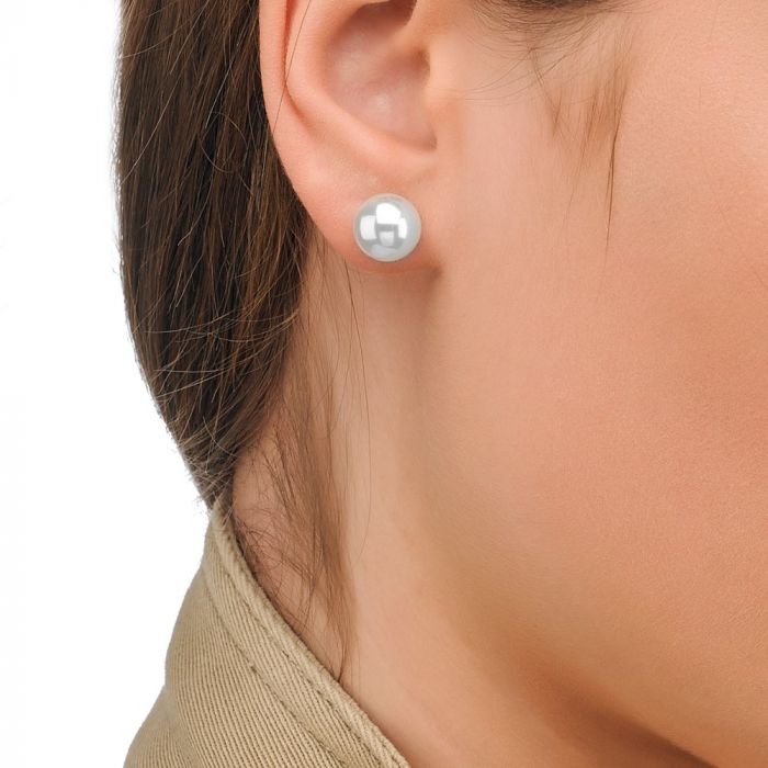 stud pearl earrings