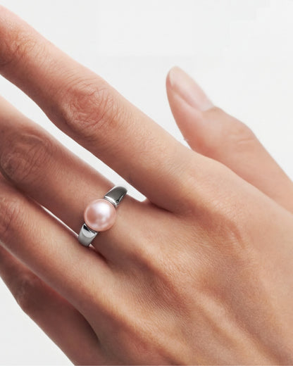 Ring, Silver and Rose Pearl, Nuada 