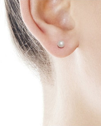 5mm Goldene Perlenohrringe Lyra