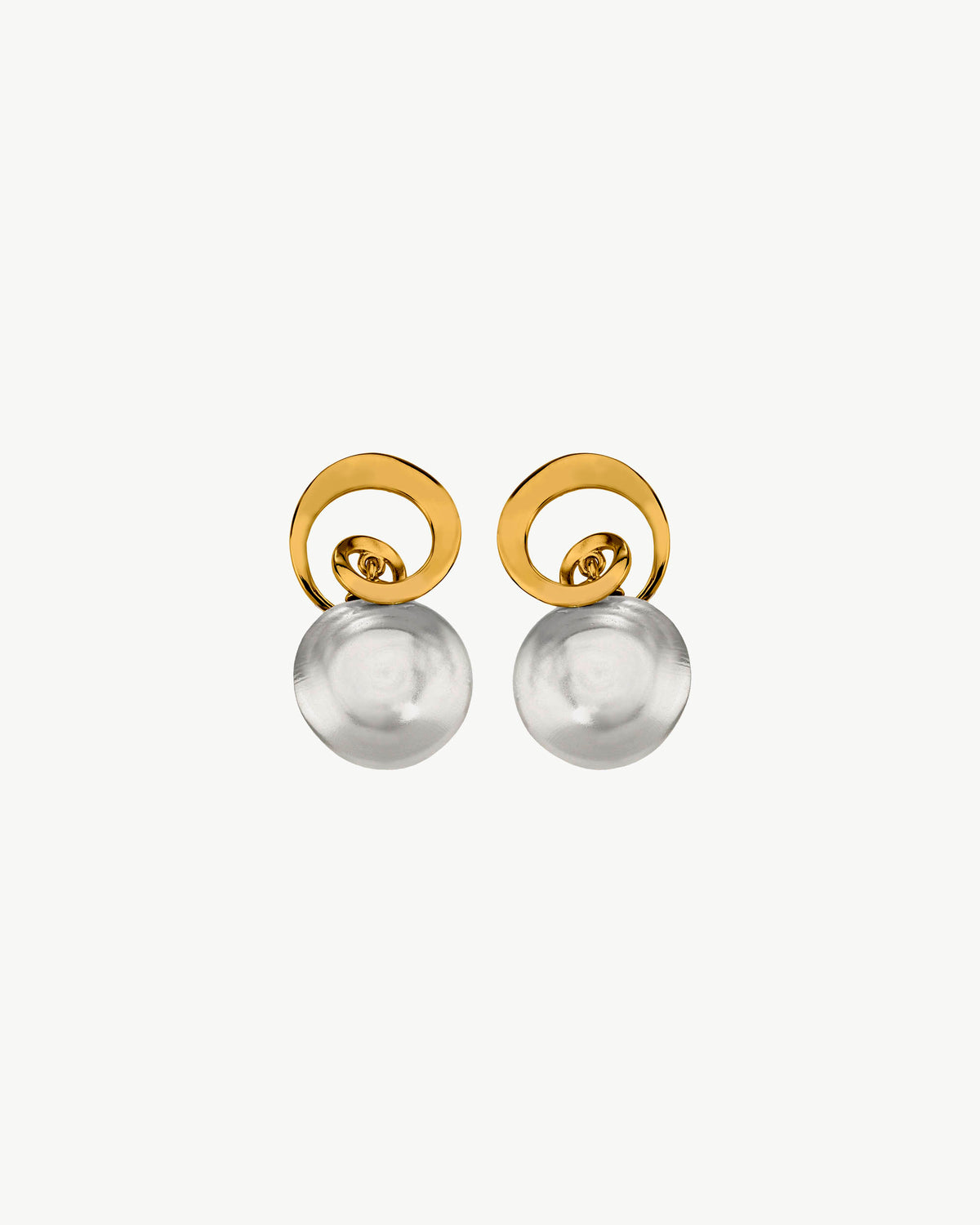 18 mm goldene, ovale perlenohrringe Espiral