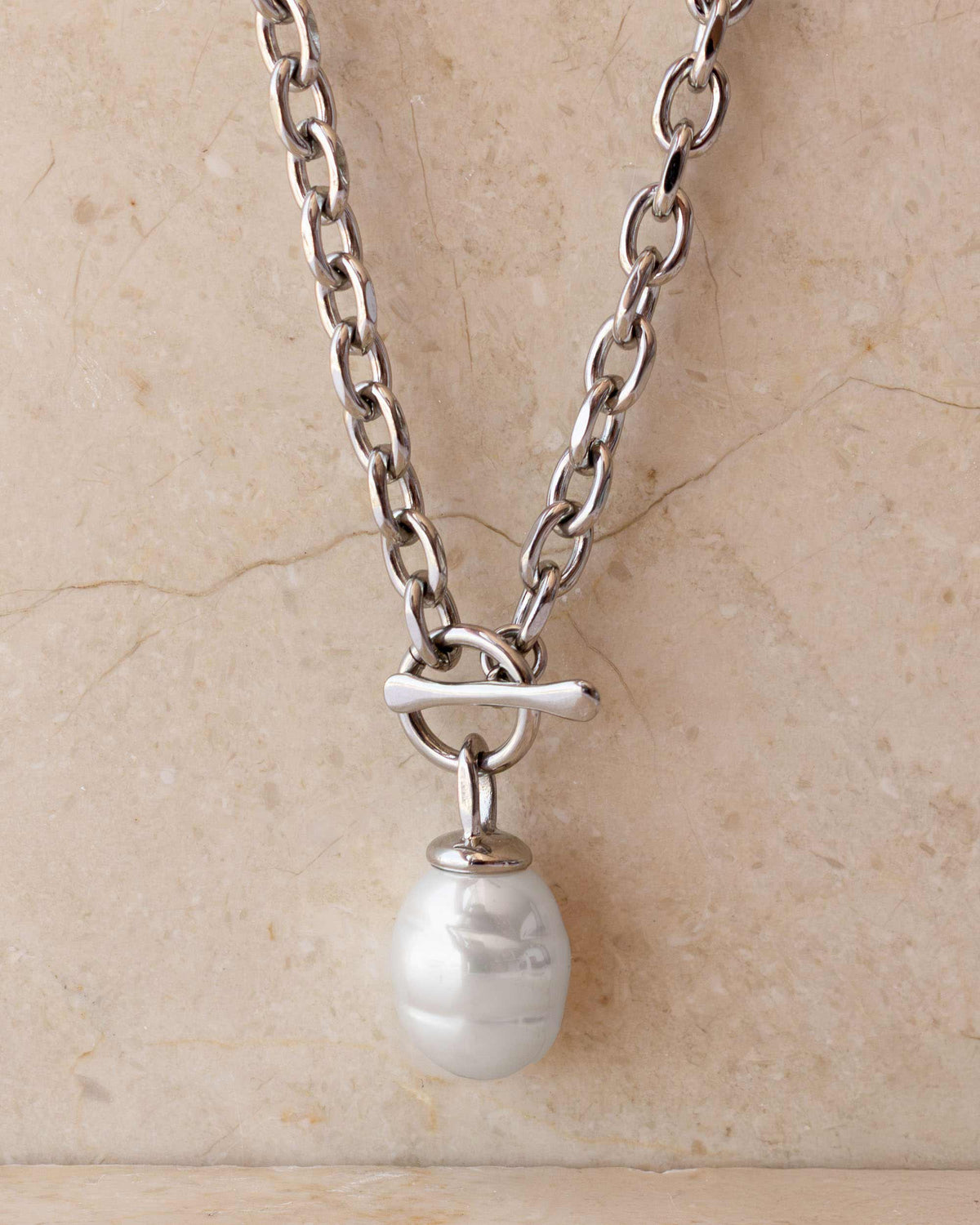Pearl Pendant Necklace 14mm Baroque Tender