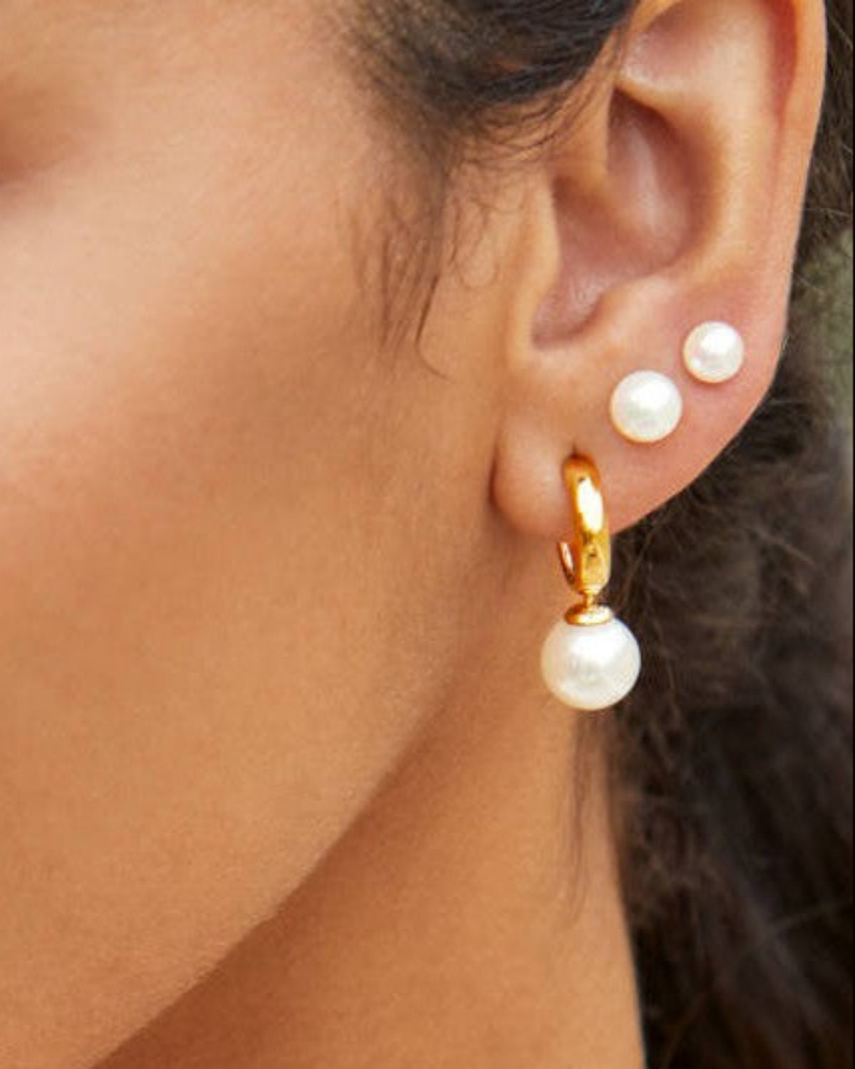 Pendientes Aro y Perla 10mm Dorado Chara MAJORICA