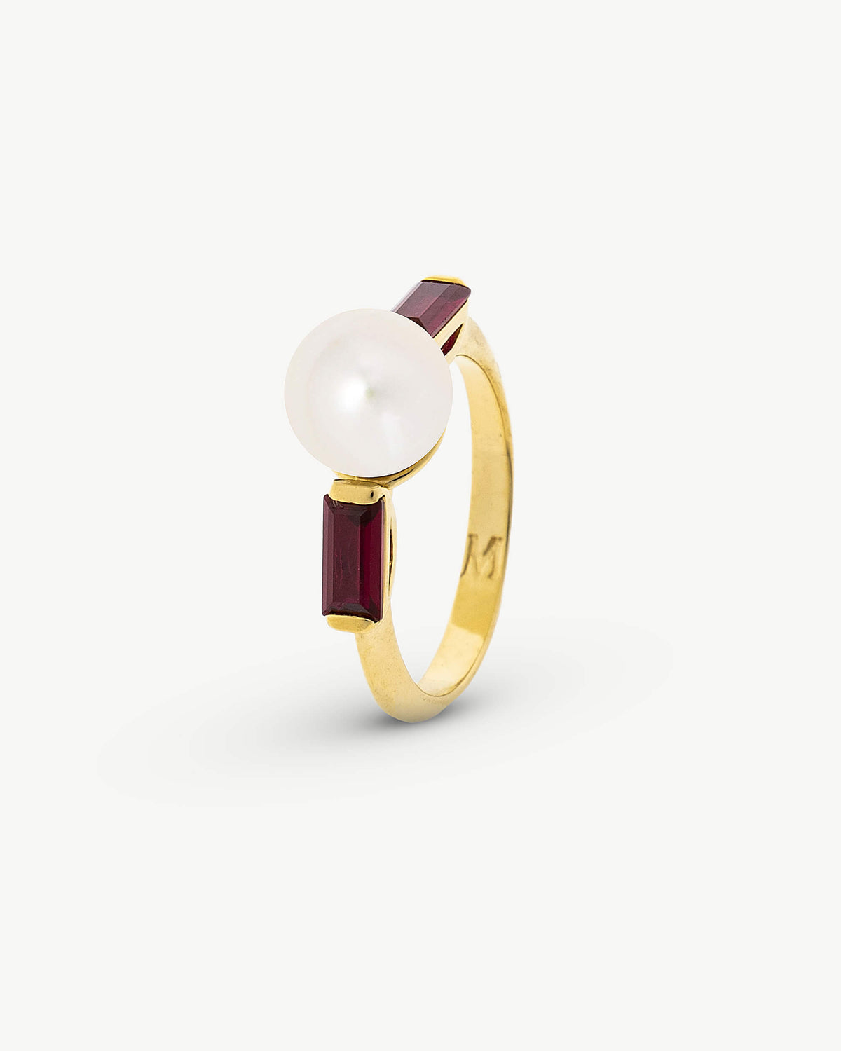 Anillo Perla 8mm y Circonitas Rojo Rubí Dorado Selene