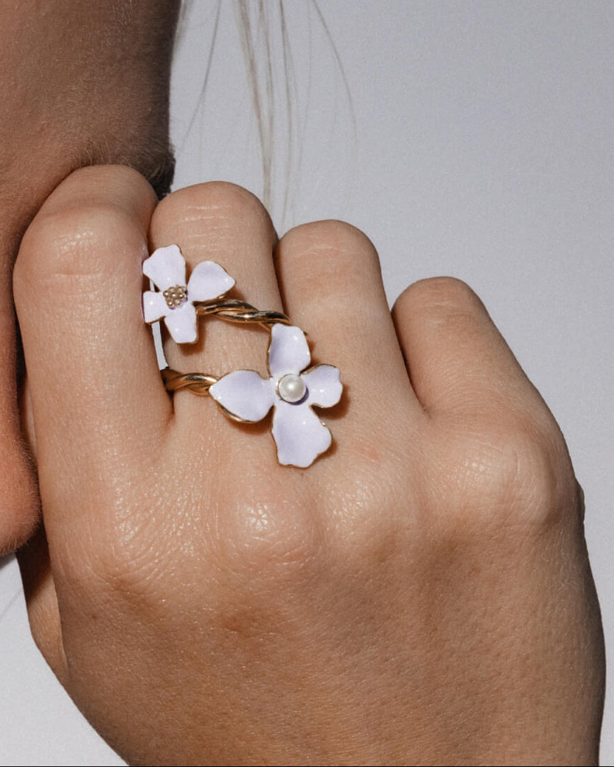 Anillo Blanco Flowers MAJORICA
