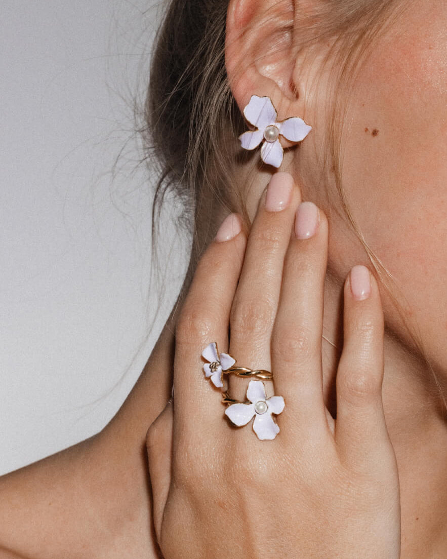 Anillo Blanco Flowers MAJORICA