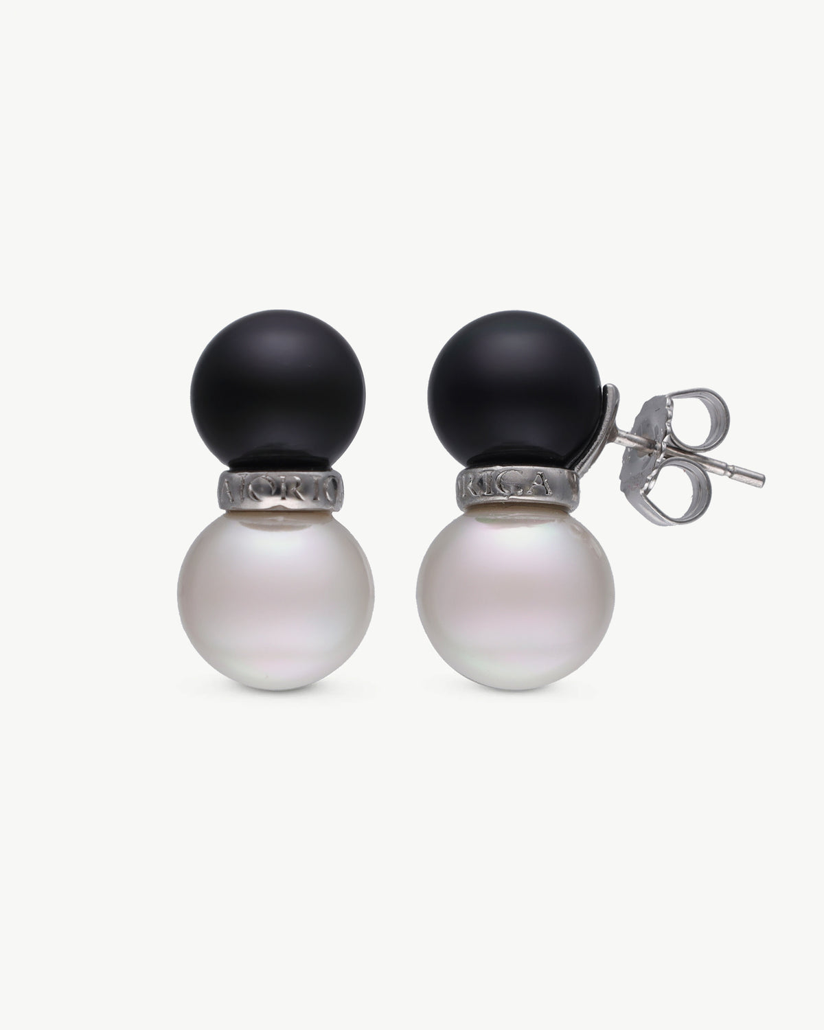 Double Pearl Earrings Black and White 10–12mm Twins & Triplets
