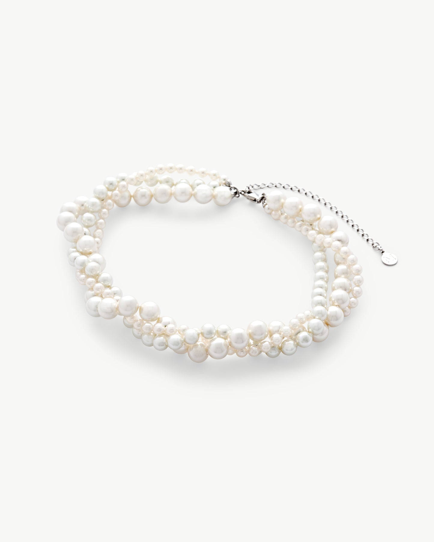 Triple Pearl Necklace 4-8mm Essence