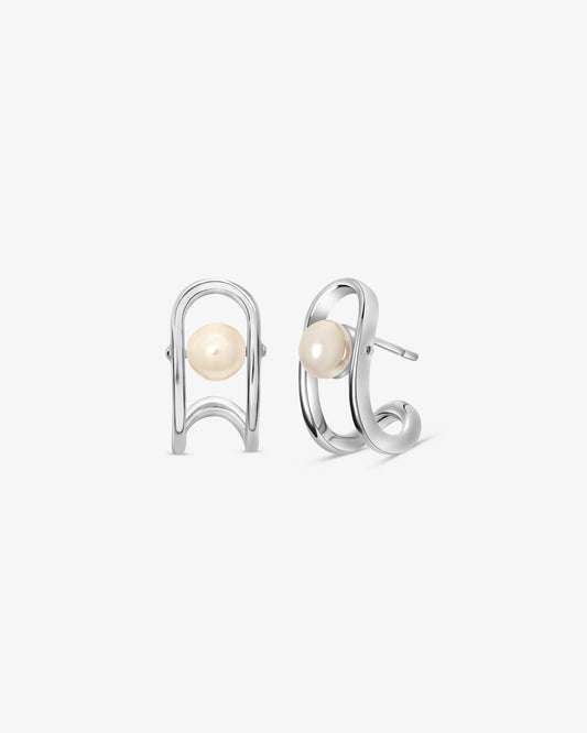 Pendientes cortos en plata con perla Libre