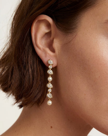 Long Earrings with Cubic Zirconia and Pearls Nova
