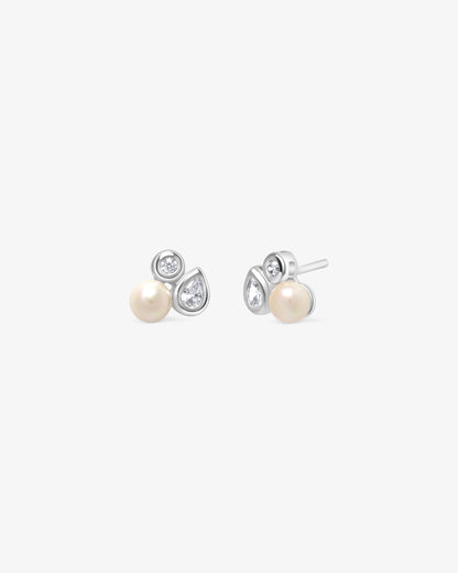 Pendientes cortos de plata con perla y circonitas Nova