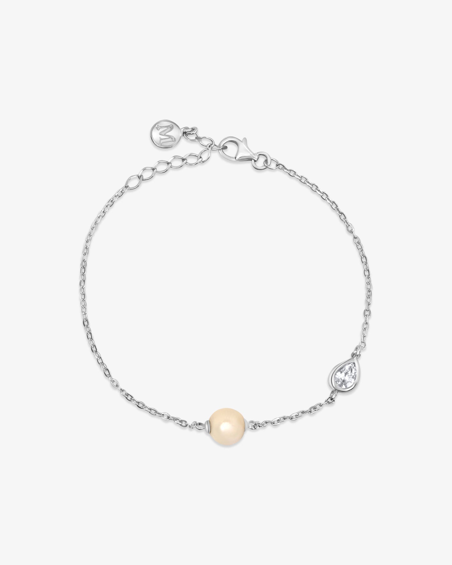 Silver bracelet with a central pearl and Nova cubic zirconia