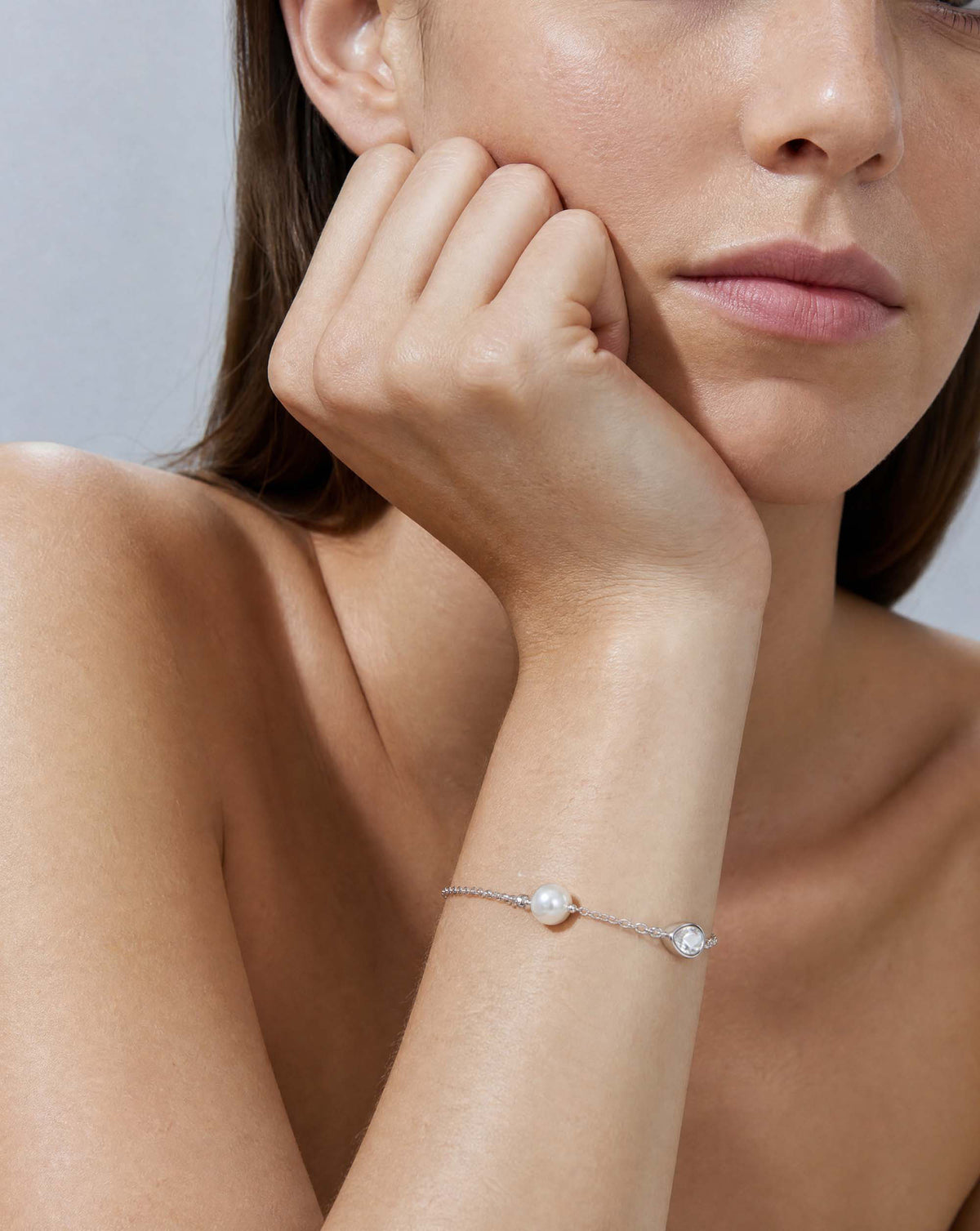Armband aus Sterlingsilber mit zentraler Perle und Zirkonia Nova