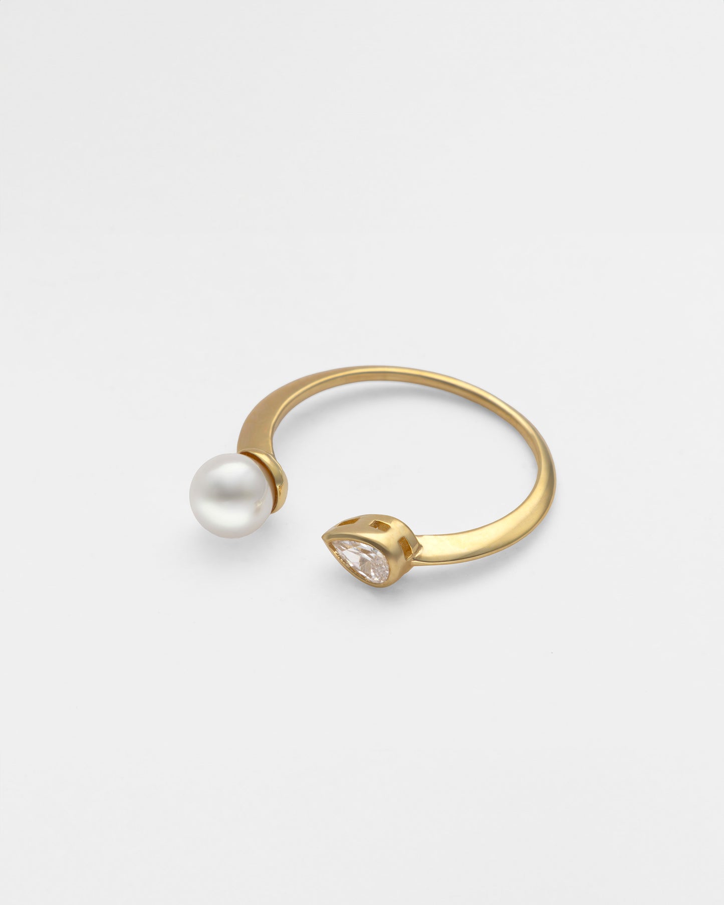 Ring pearl and zirconia Duo Nova