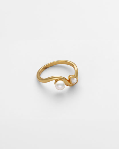 S Harmony Ring mit Zirkonia und Nova-Perle