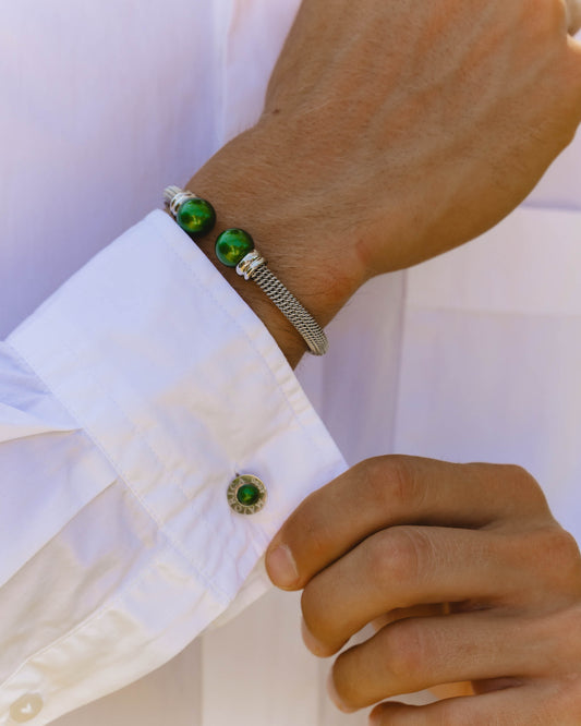 Get the Tender & Circle Look – Elegance and freshness with green pearls