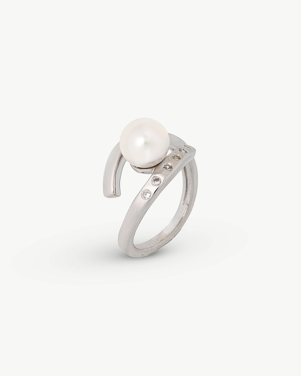 8 mm Perlen- und Zirkonia Selene