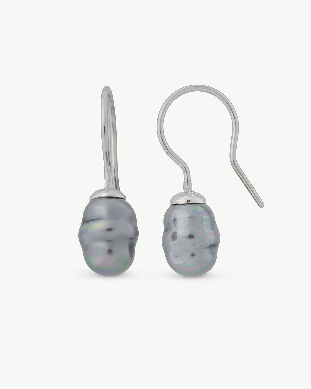 8 mm graue Perlenohrringe Agora