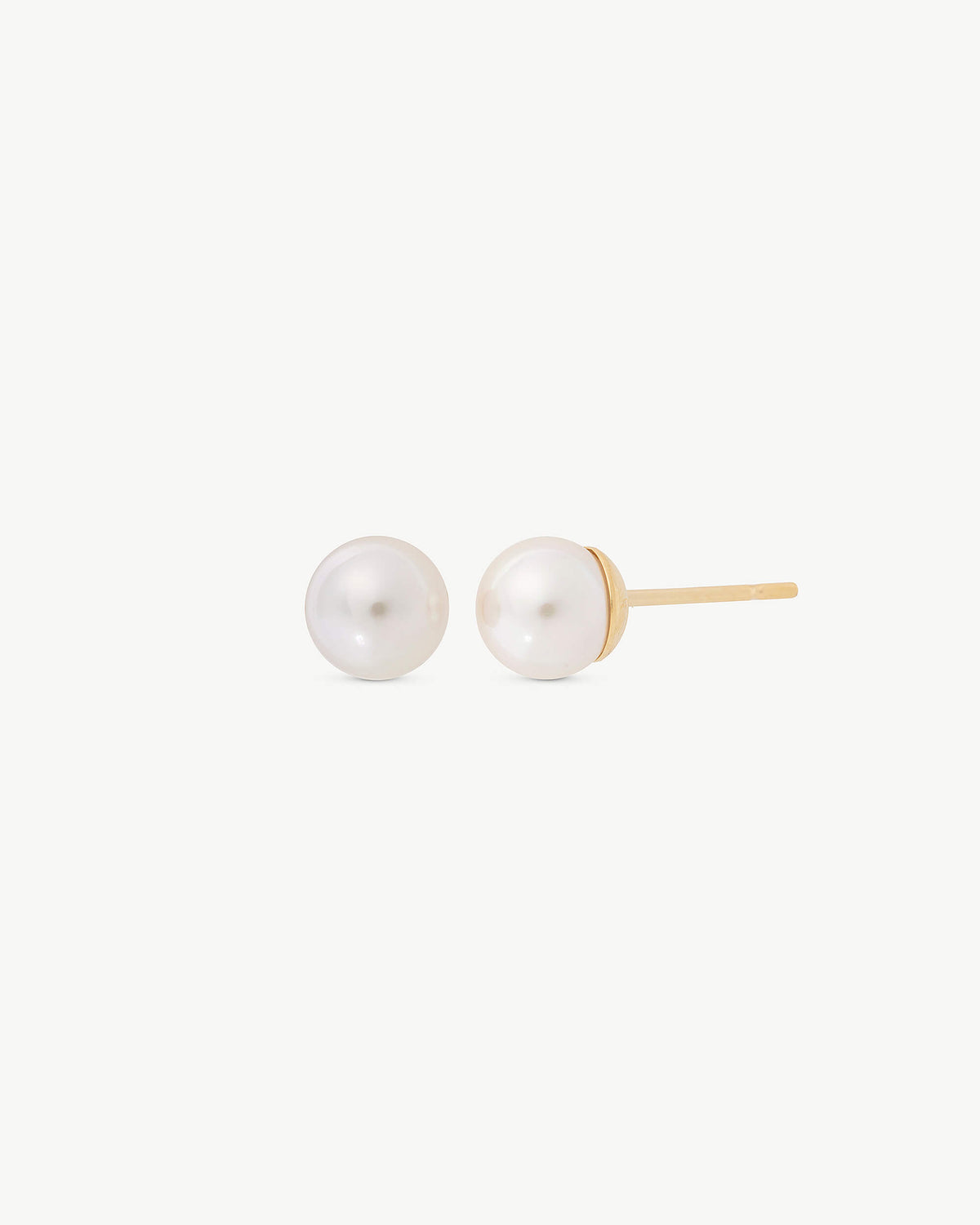 Pearl Earrings 5mm Golden Lyra