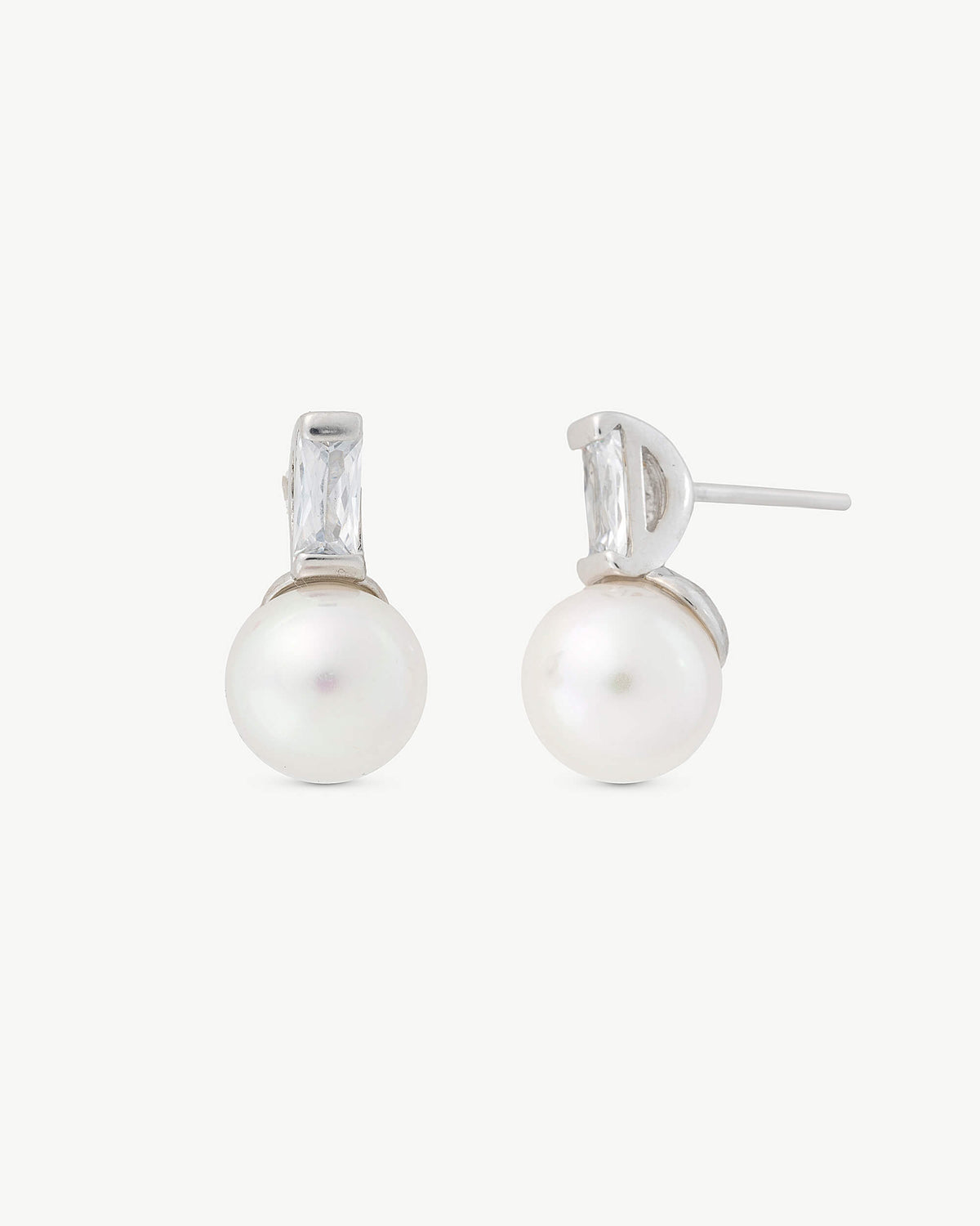 8 mm Perlen- und Zirkonia-Ohrringe Selene