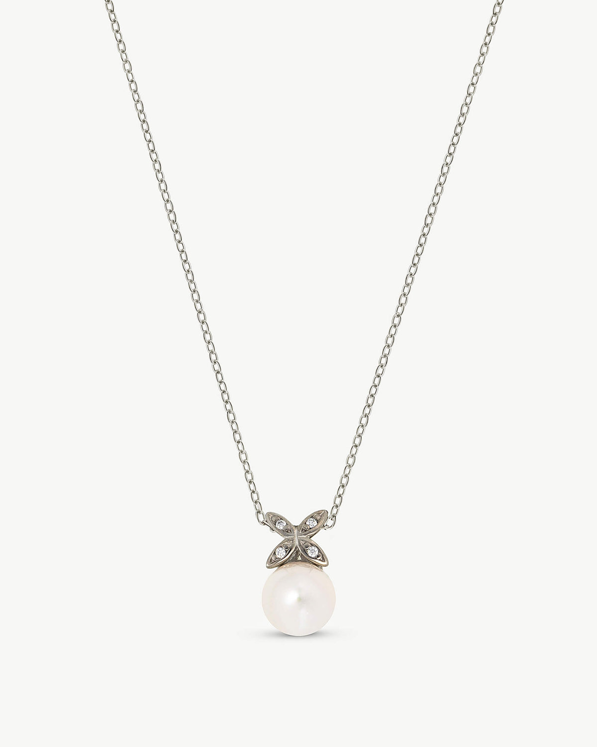 Pearl Necklace Flower and Zirconia  Romance