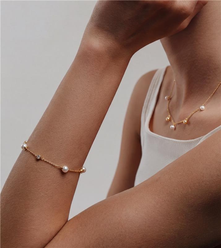 Pulsera Oro, Diamantes y Perlas Gold