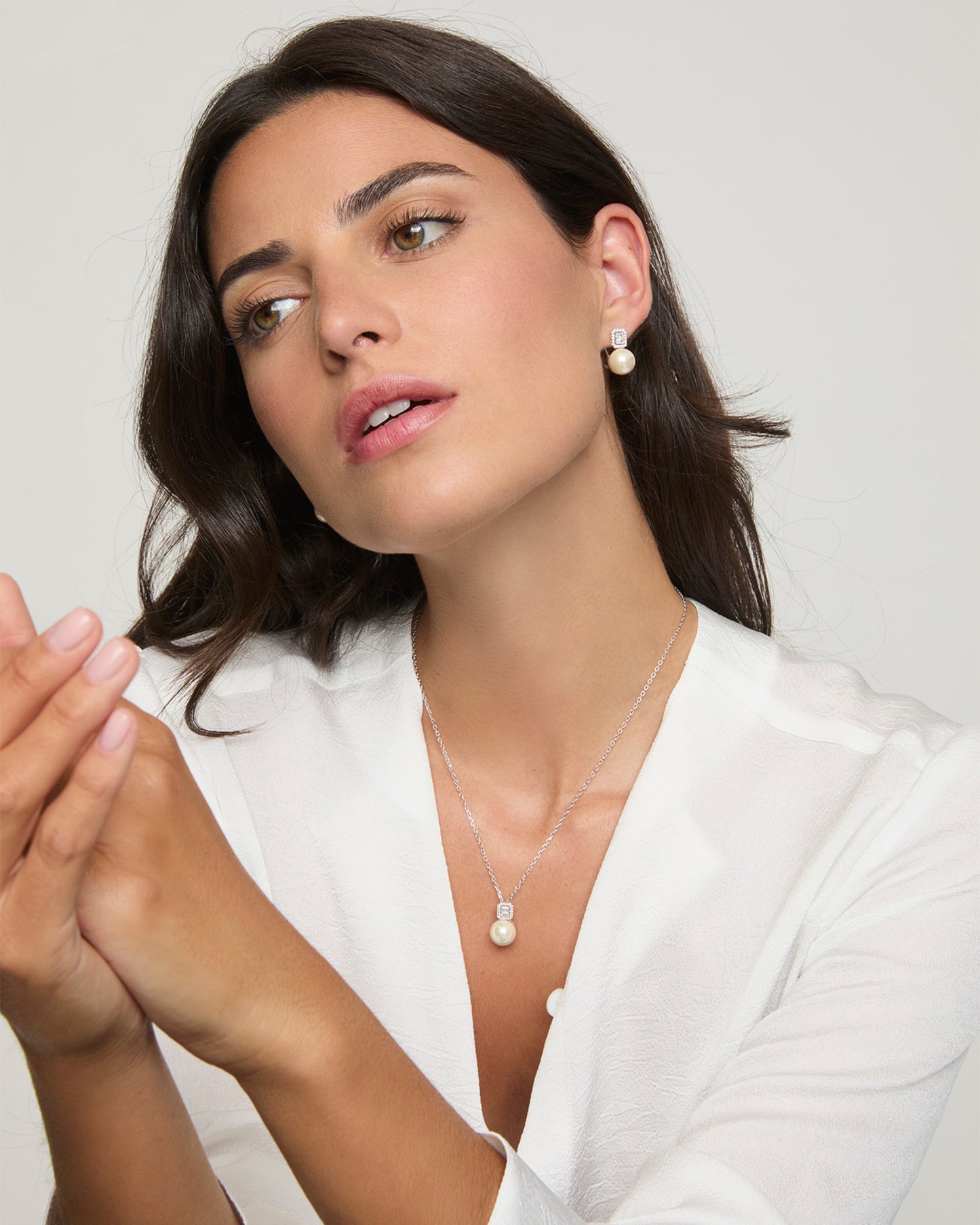 Pearl Pendant Necklace 10mm and Square Zirconia Exquisite