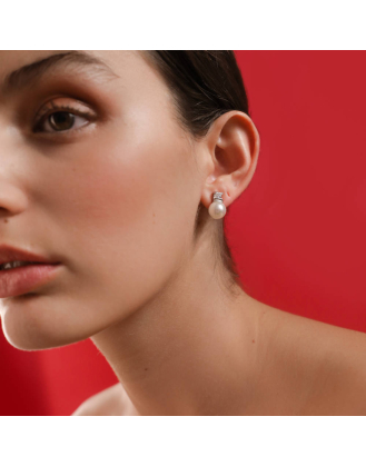 Ohrringe Selene silber mit weisser 9 mm Perle und Zirkonias