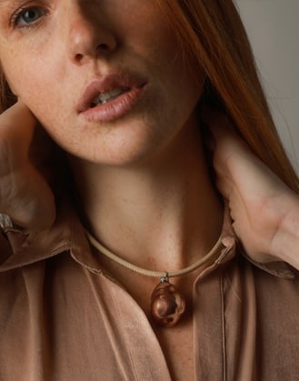 40mm sand imitation leather Tahiti necklace