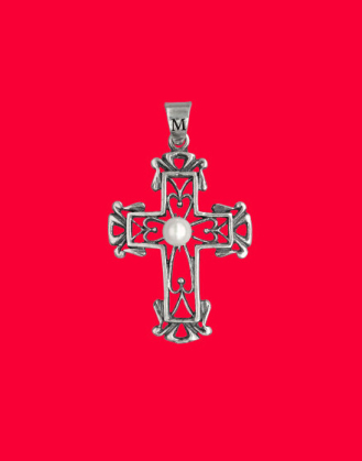 Colgante cruz medieval en plata envejecida con perla, cross pendant with white pearl