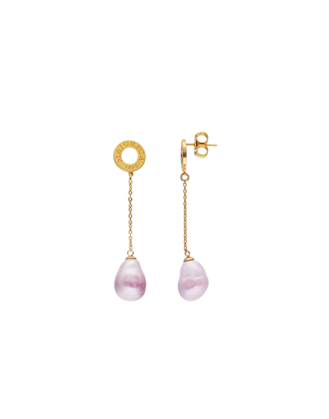 Gold plated Long Luar earrings with ruby red gradient baroque pearls | Majorica Pearls