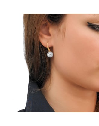 Ohrringe Nuada gold mit weisser Perle 10 mm