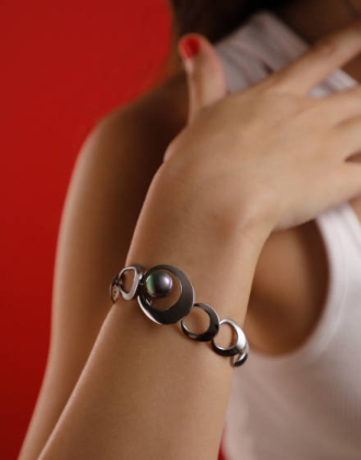 Petra chain bracelet steel with grey pearl