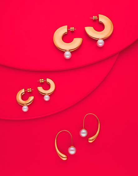 Juno colección, pendientes de aro dorados con perla